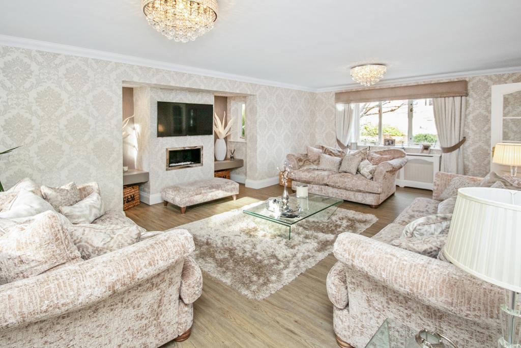 5 Bedroom Detached For Sale in Westbourne Gardens, Birkdale, Southport
