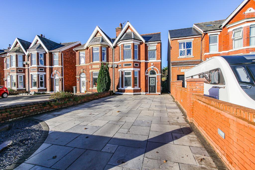 4 Bedroom SemiDetached For Sale in Denmark Road, Southport, Merseyside