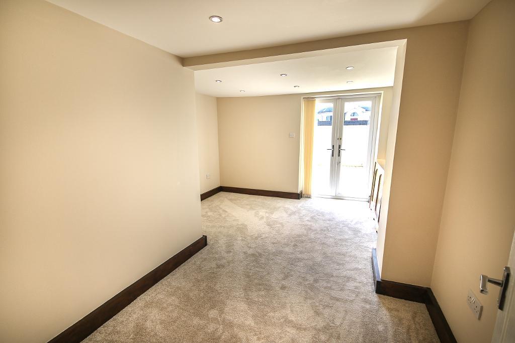 2 Bedroom Apartment For Sale in Alexandra Road, Southport, Merseyside, PR9 0NB. Bailey Estate