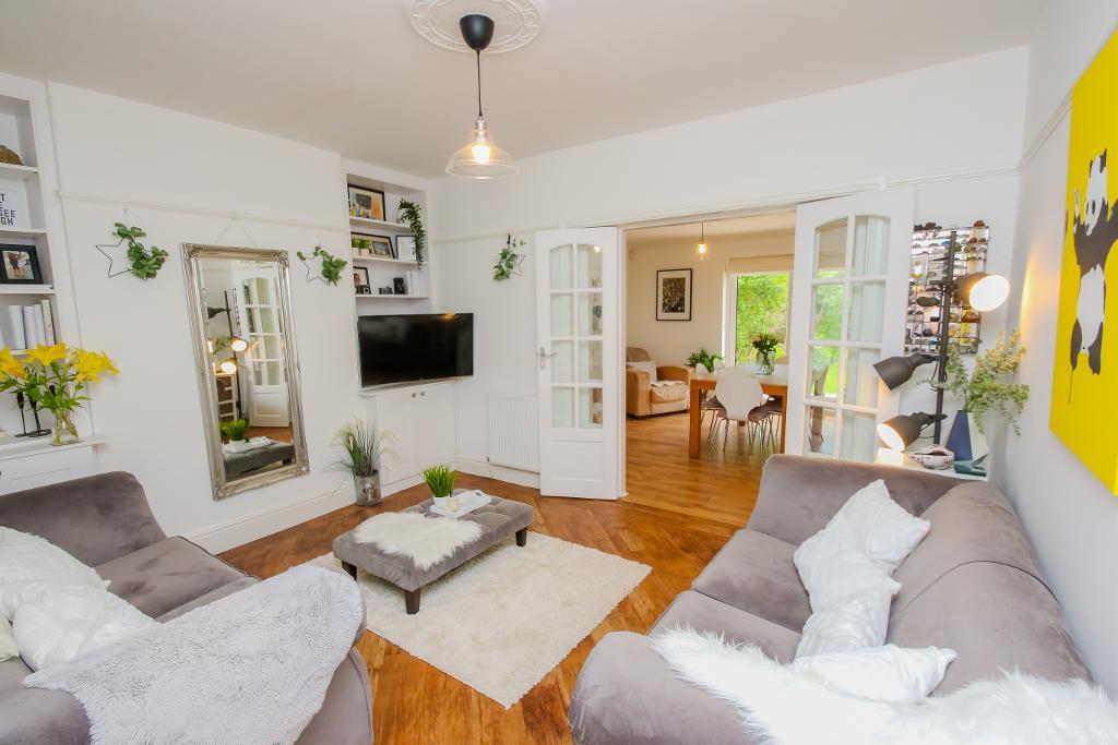 3 Bedroom SemiDetached For Sale in Dunbar Road, Hillside, Southport, Merseyside, PR8 4RJ