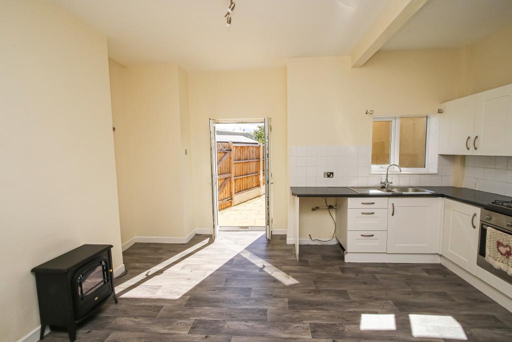 2 Bedroom SemiDetached For Sale in Everton Road, Birkdale, Southport