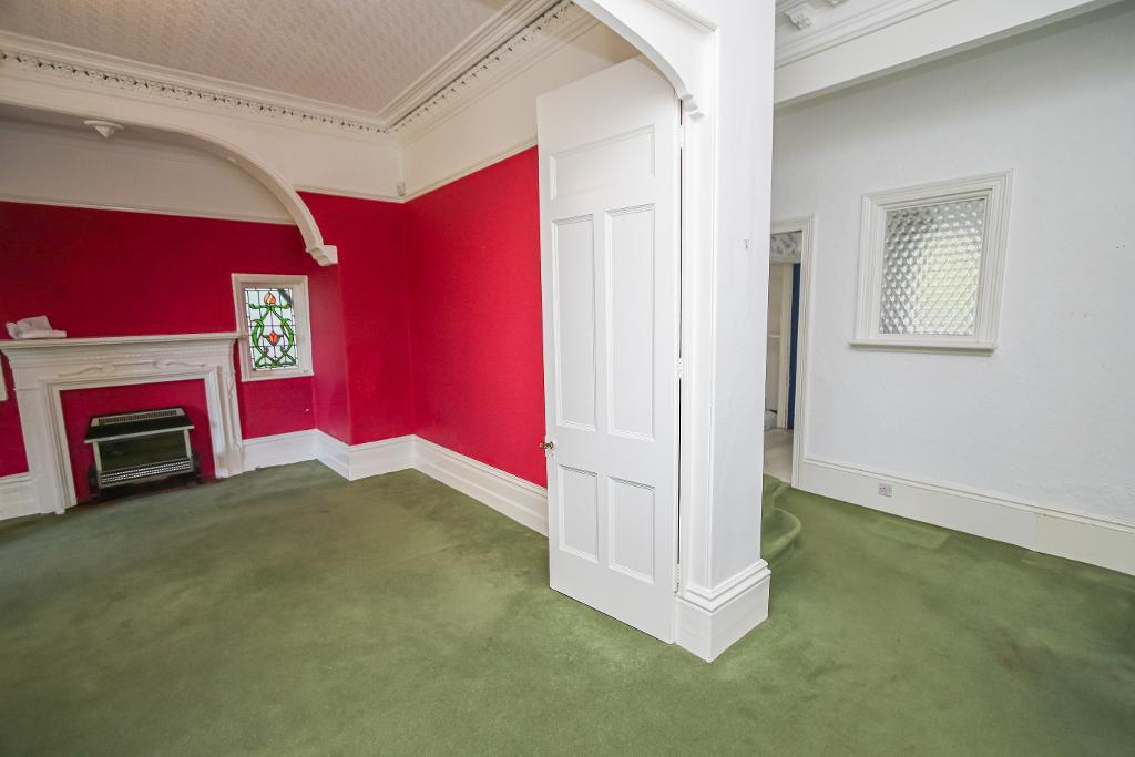 5 Bedroom Detached For Sale in York Road, Birkdale, Southport