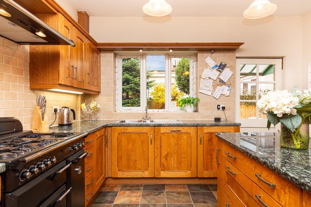 3 Bedroom SemiDetached For Sale in Alma Road, Birkdale, Southport