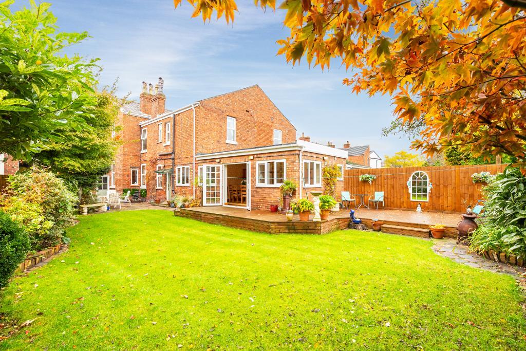 Properties For Sale . Bailey Estate Agents in Birkdale and Southport.