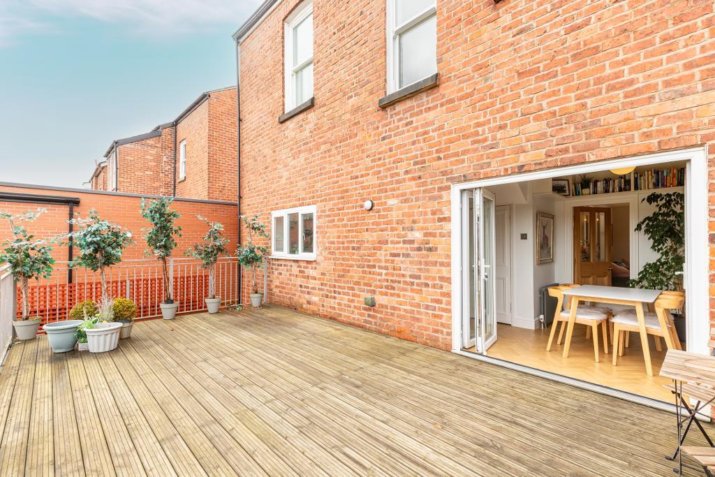 5 Bedroom Detached For Sale in Liverpool Road, Birkdale, Southport