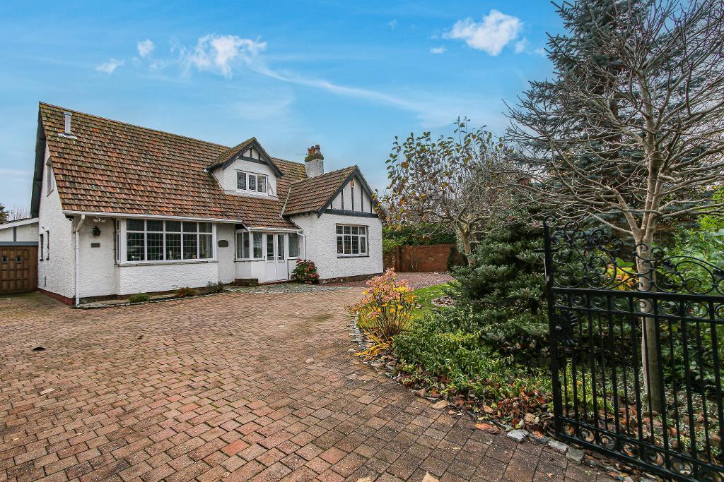 Properties For Sale . Bailey Estate Agents in Birkdale and Southport.