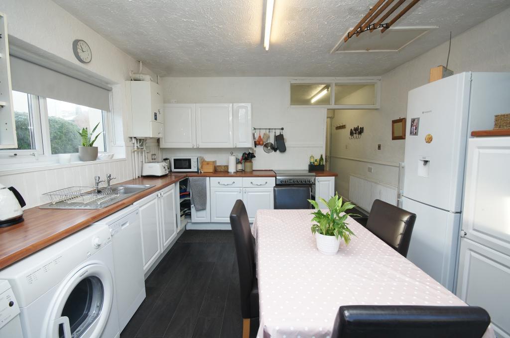 4 Bedroom SemiDetached For Sale in Kew Road, Birkdale, Southport