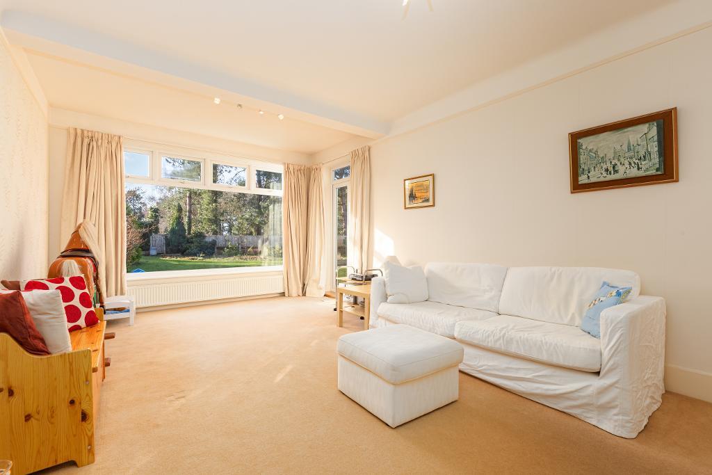 5 Bedroom Detached For Sale in Ryder Crescent, Hillside, Southport