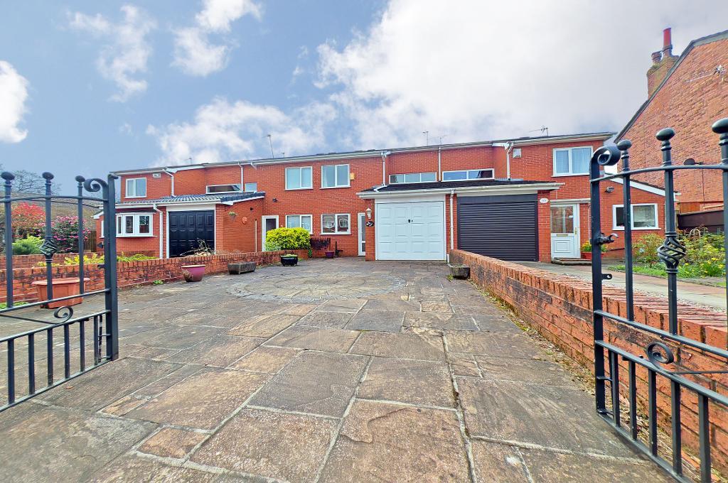 Properties For Sale . Bailey Estate Agents in Birkdale and Southport.