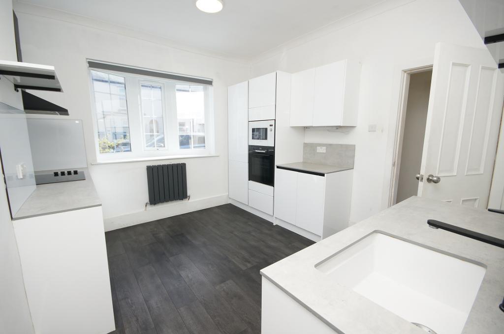 3 Bedroom SemiDetached For Sale in Fernley Road, Birkdale, Southport