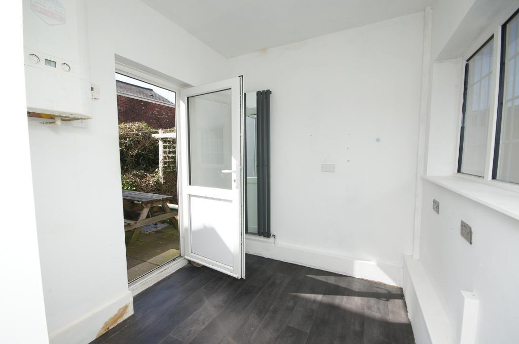 3 Bedroom SemiDetached For Sale in Fernley Road, Birkdale, Southport