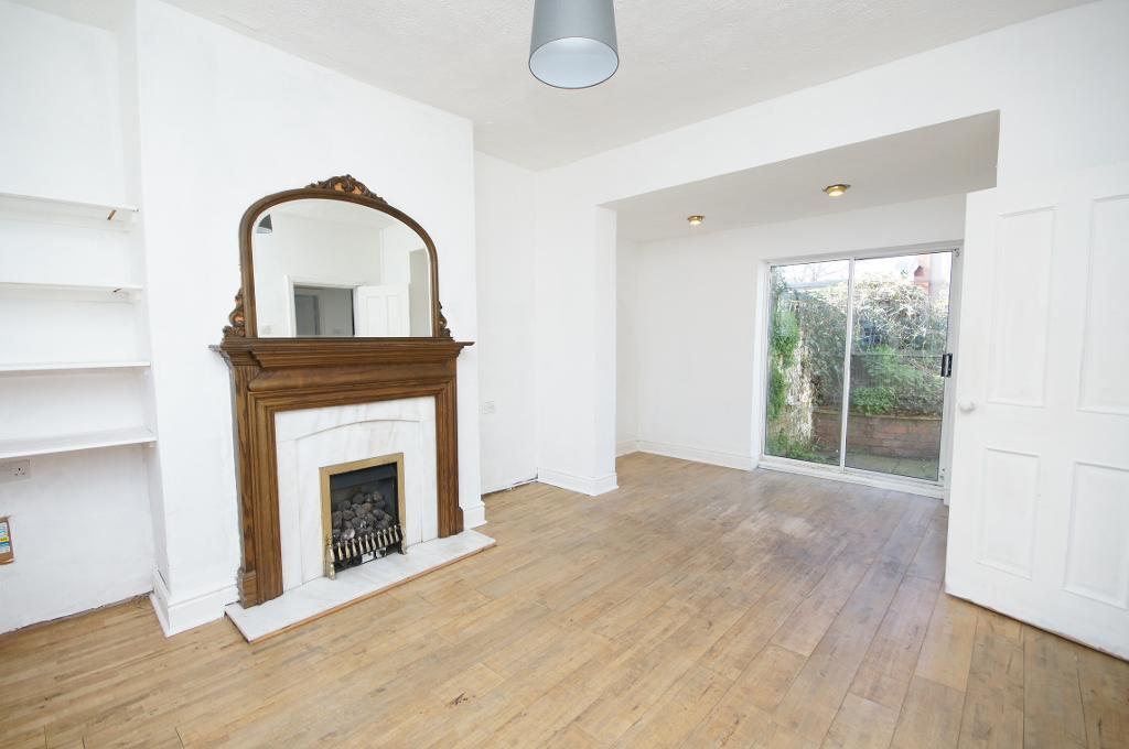 3 Bedroom SemiDetached For Sale in Fernley Road, Birkdale, Southport