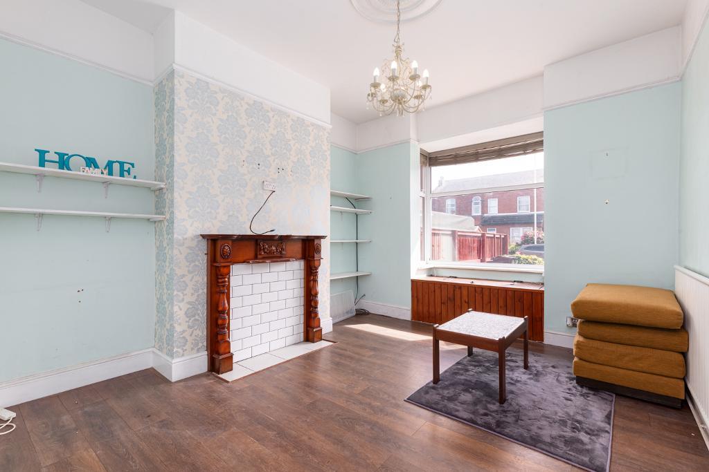 5 Bedroom SemiDetached For Sale in Everton Road, Birkdale, Southport