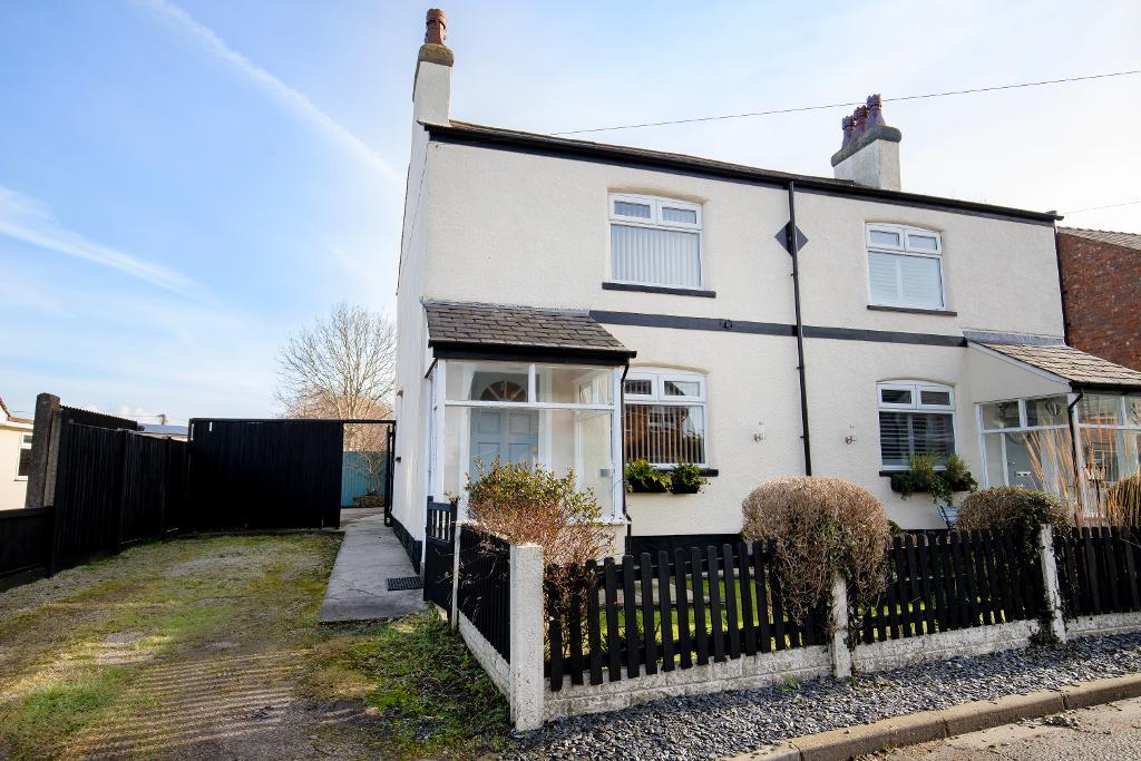Vicarage Lane, Banks, Southport, Merseyside, PR9 8ES