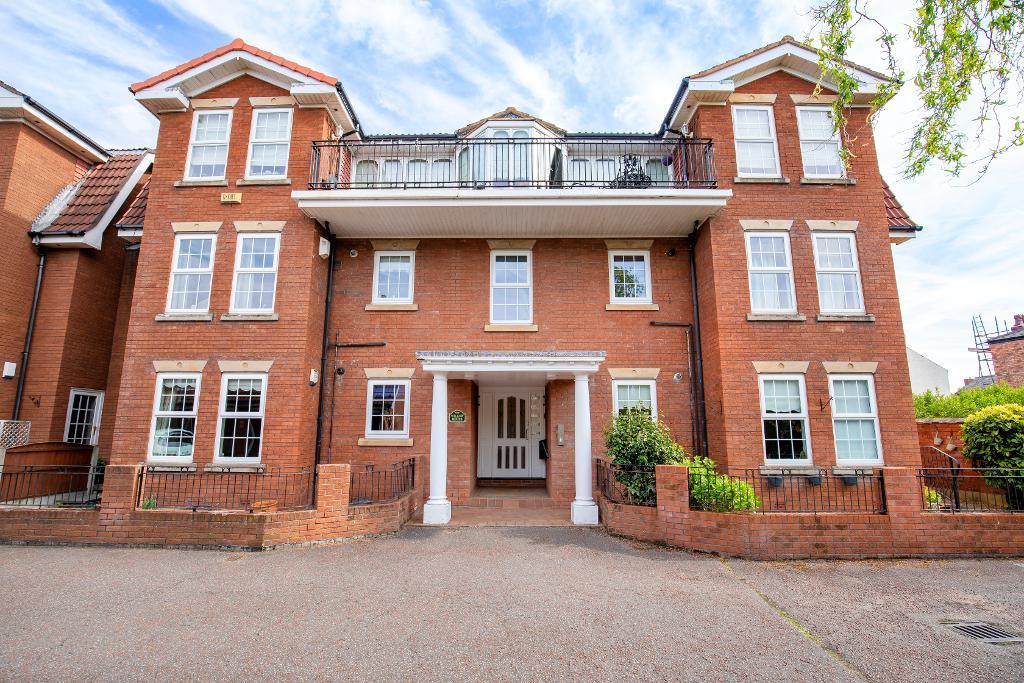 Aughton Mews, Birkdale, Southport, Merseyside, PR8 2JX