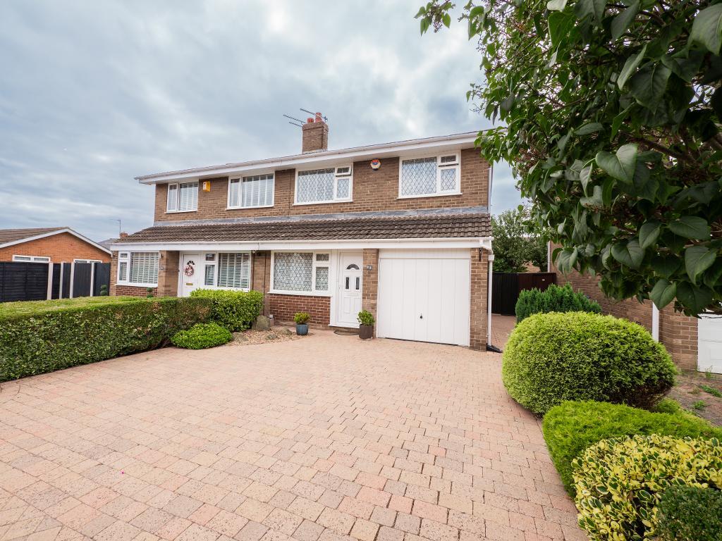 Sawdon Avenue, Kew, Southport, Merseyside, PR8 6HU