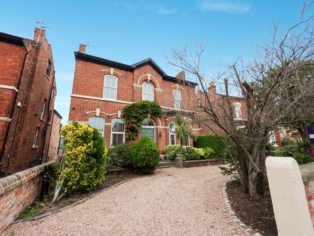 Crosby Road, Birkdale, Southport, Merseyside, PR8 4TE