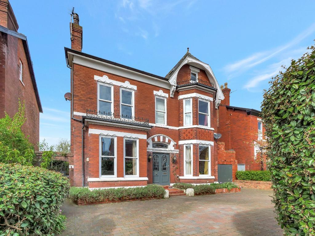 Burlington Road, Birkdale, Southport, Merseyside, PR8 4RX