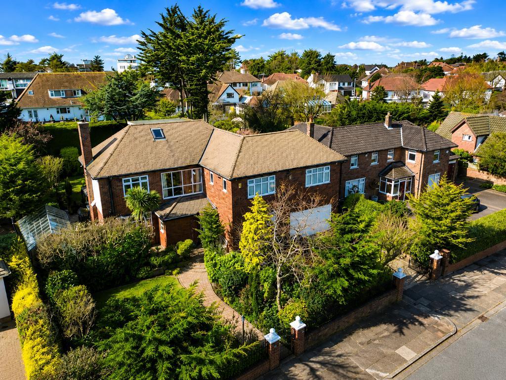 Sherringham Road, Birkdale, Southport, Merseyside, PR8 2HQ