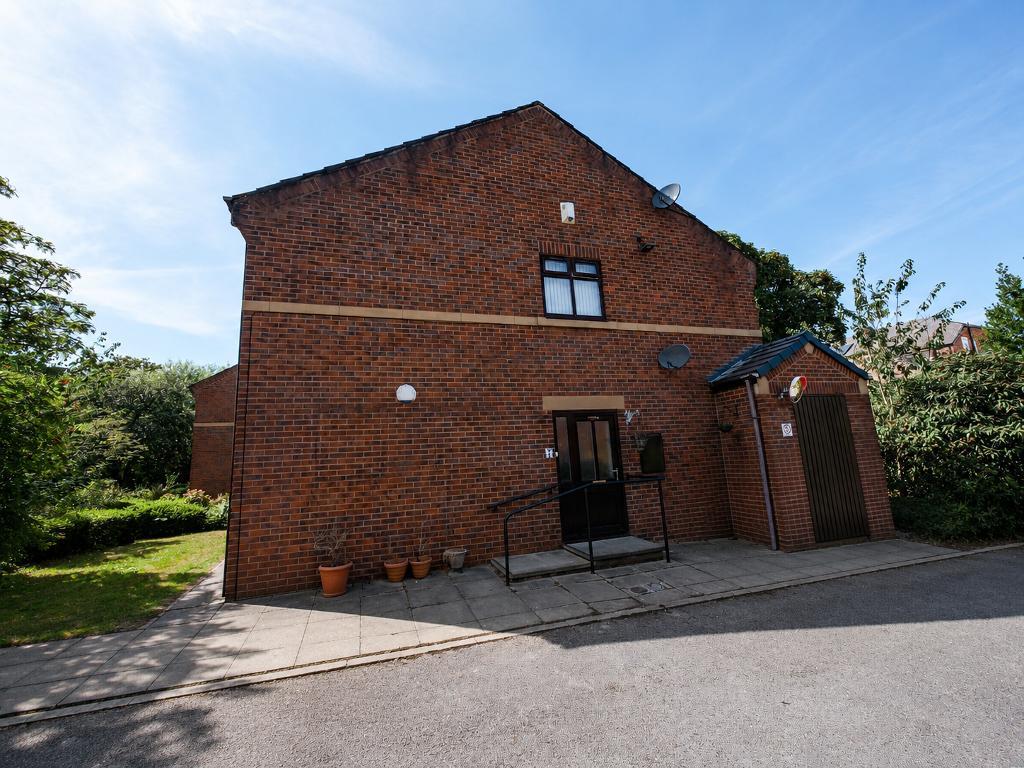 Walmer Court, Birkdale, Southport, Merseyside, PR8 4SW