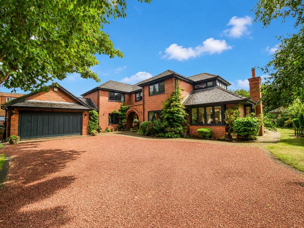 18a Saxon Road, Birkdale, Southport, Merseyside, PR8 2AX