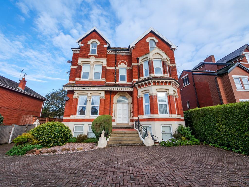 Rawlinson Road, Hesketh Park, Southport, Merseyside, PR9 9LU